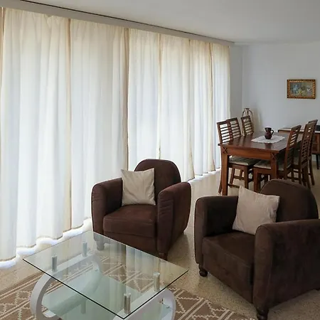 Gepflegter Bungalow Mit Meerblick * לוס ריאלחוס